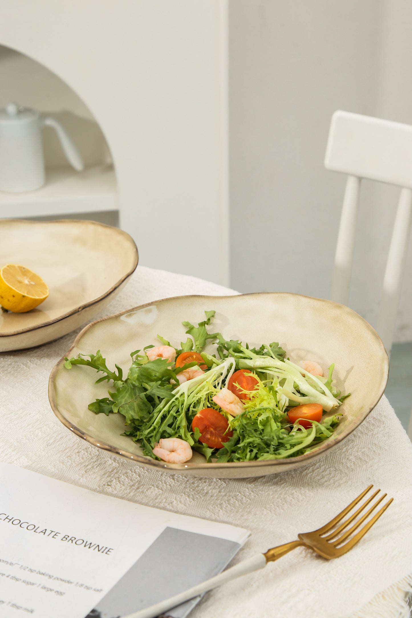 4-Piece Stoneware Deep Plate Set in Crema
