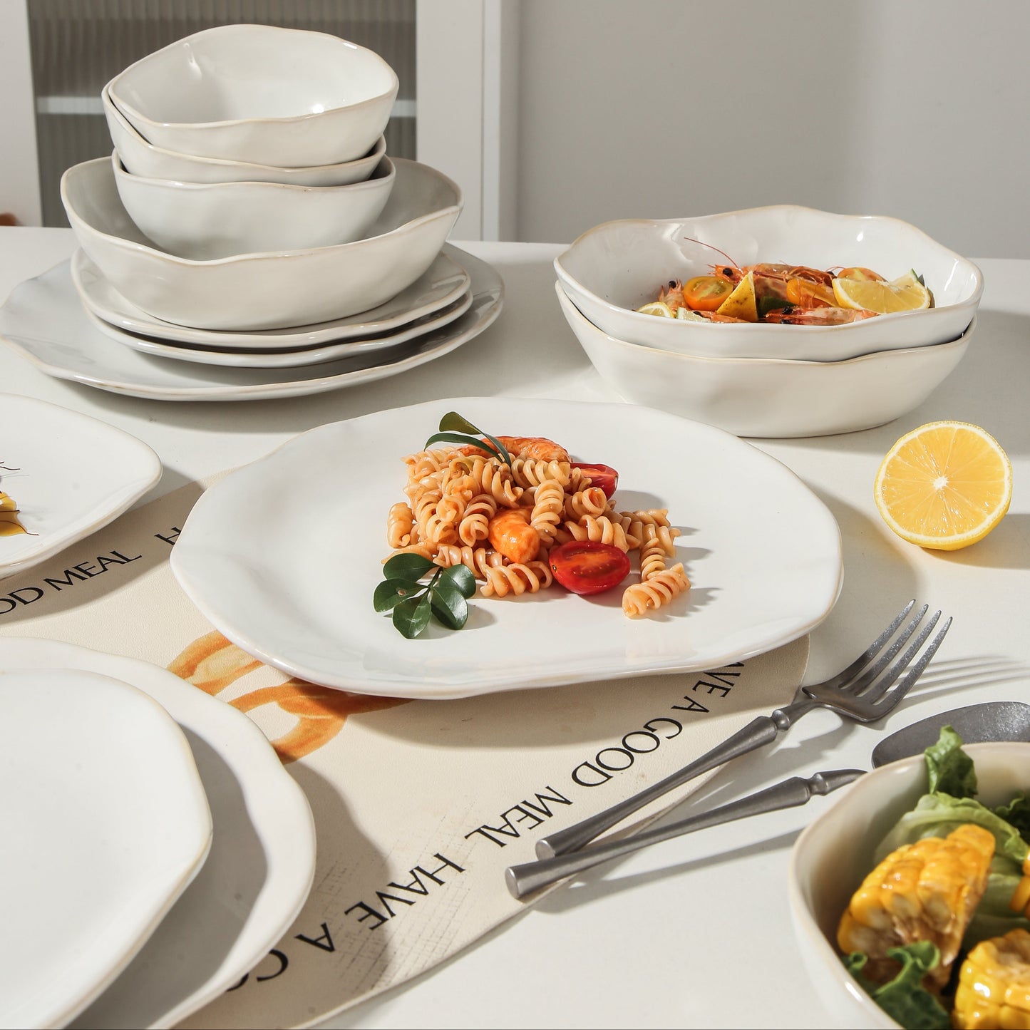 16-Piece Stoneware Set-Pearl White