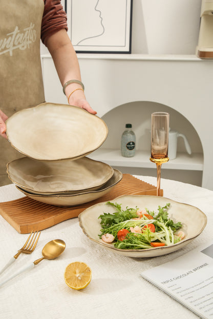 4-Piece Stoneware Deep Plate Set in Crema