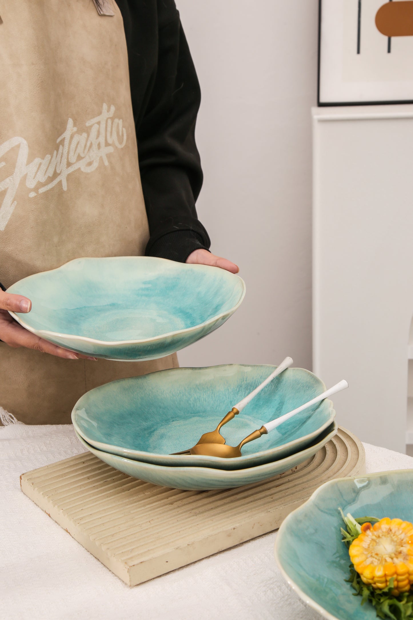 4-Piece Stoneware Deep Plate Set in Aqua Blue