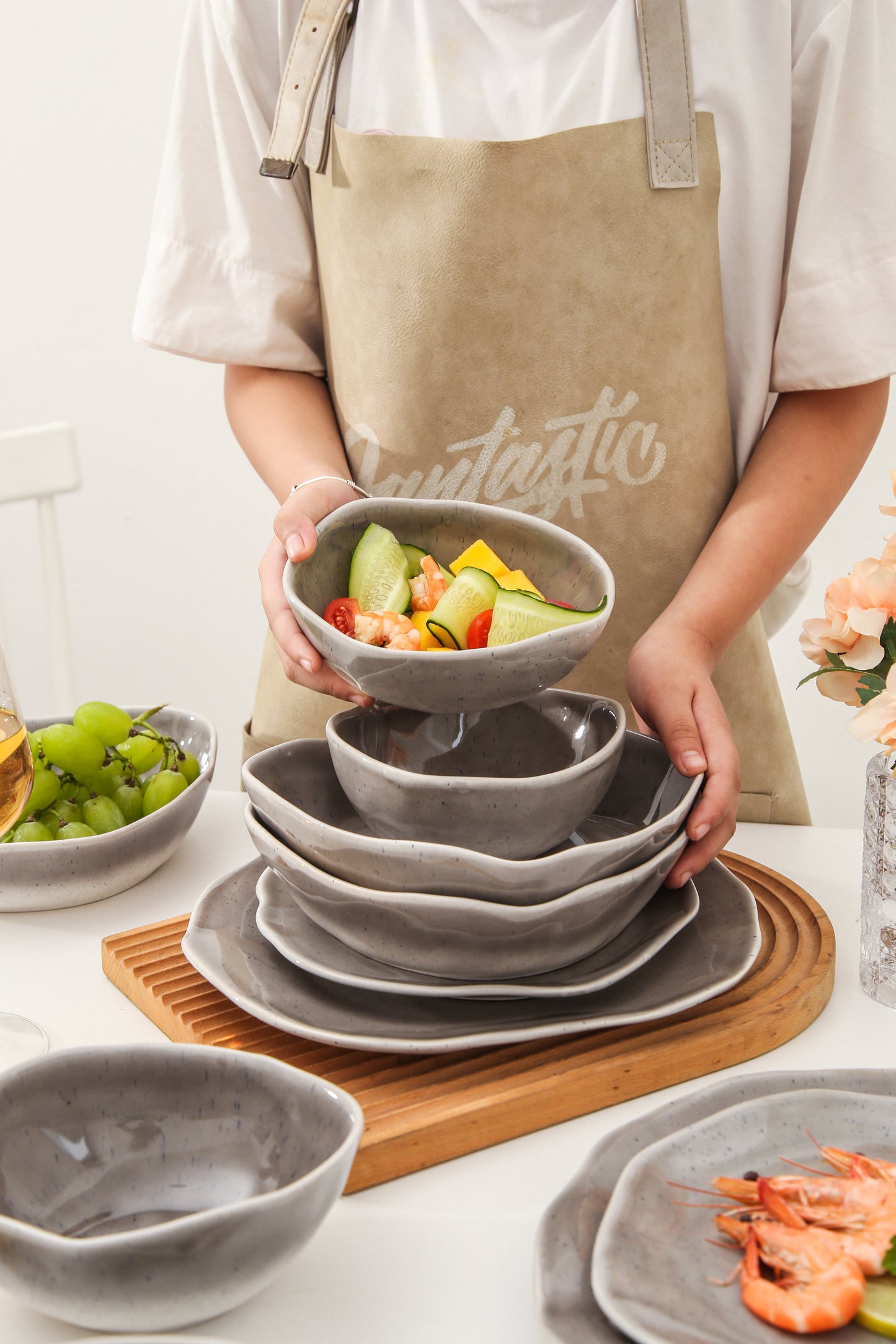 16-Piece Dinnerware Set – Moonstone Gray