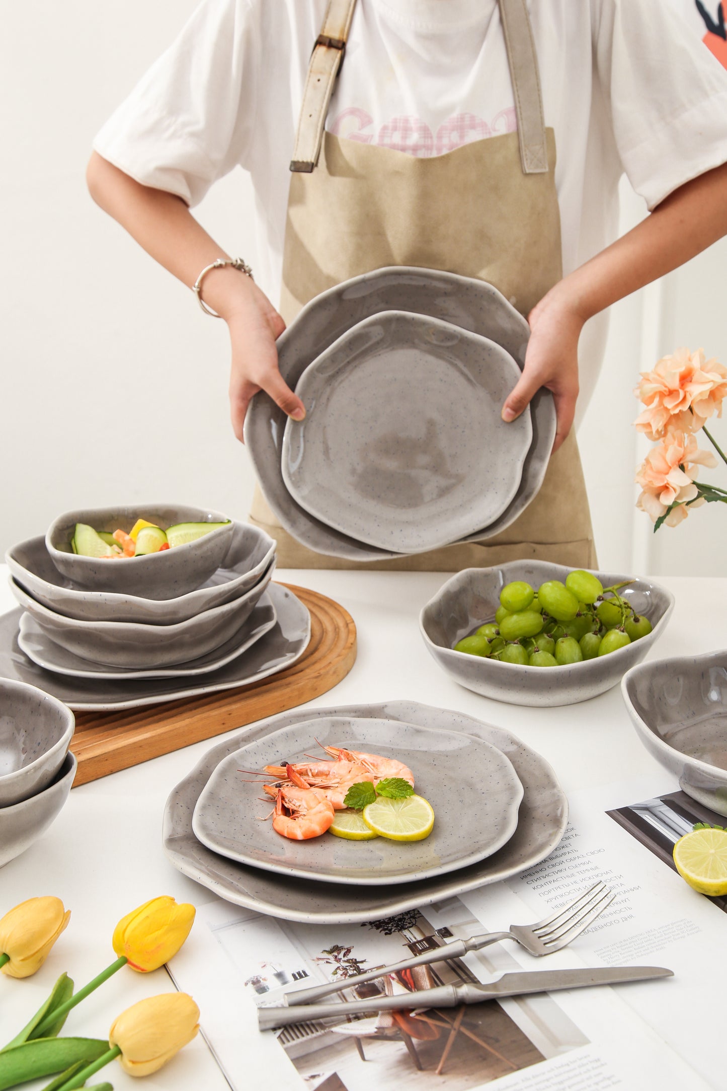 16-Piece Dinnerware Set – Moonstone Gray