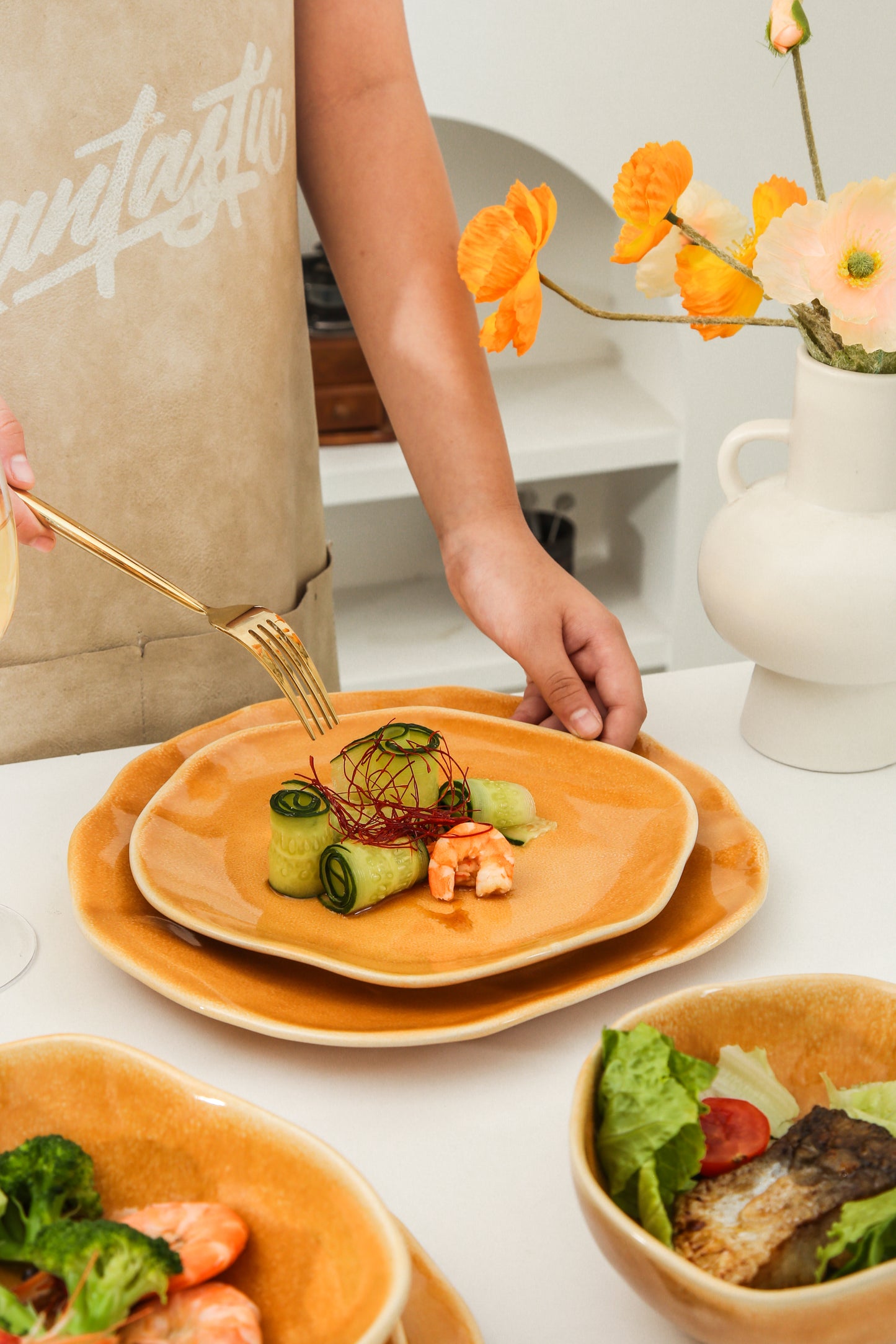 16-Piece Dinnerware Set – Golden Amber