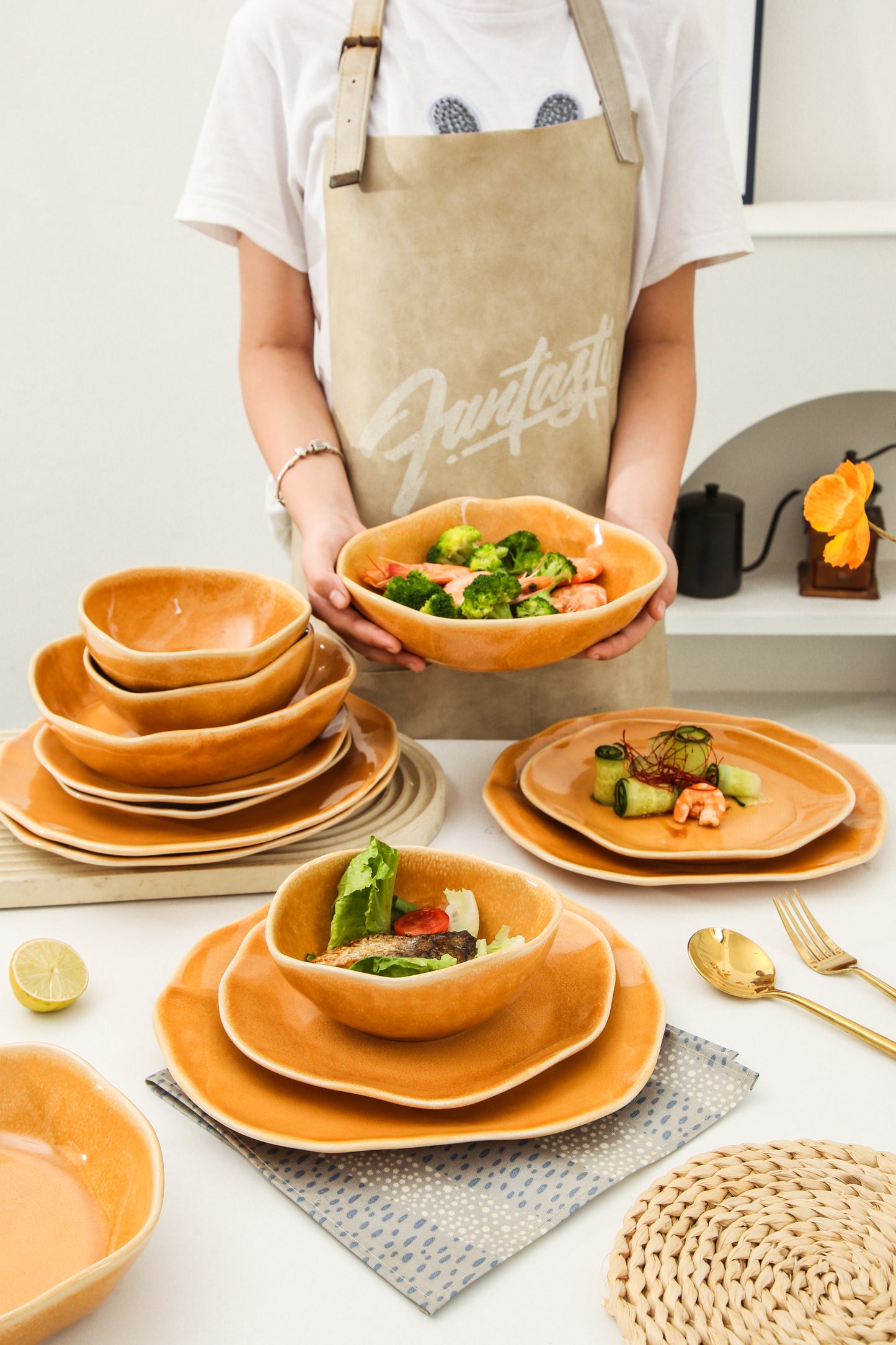 16-Piece Dinnerware Set – Golden Amber