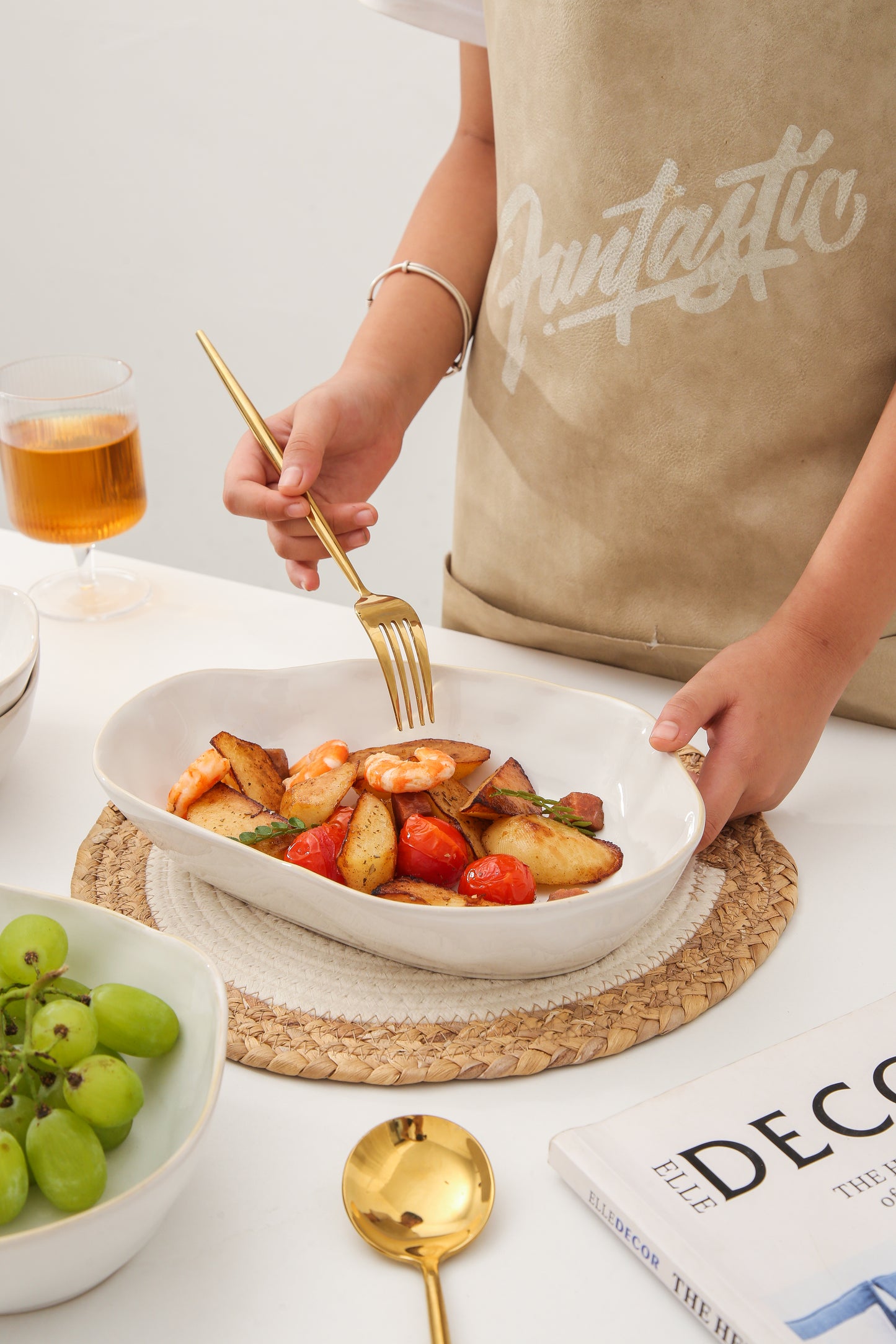 4 pcs Stoneform Oval Plate-Pearl White