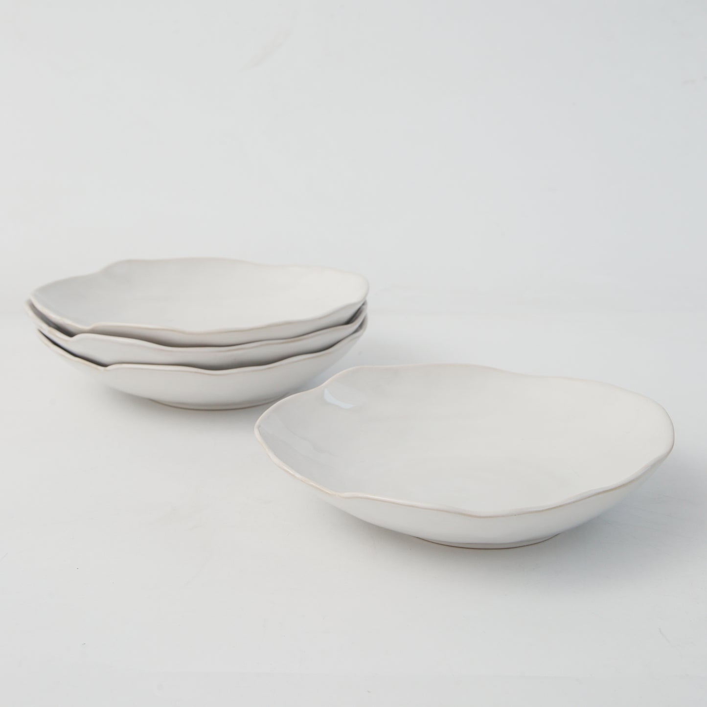 4-Piece Stoneware Deep Plate Set in Pearl White
