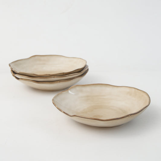 4-Piece Stoneware Deep Plate Set in Crema