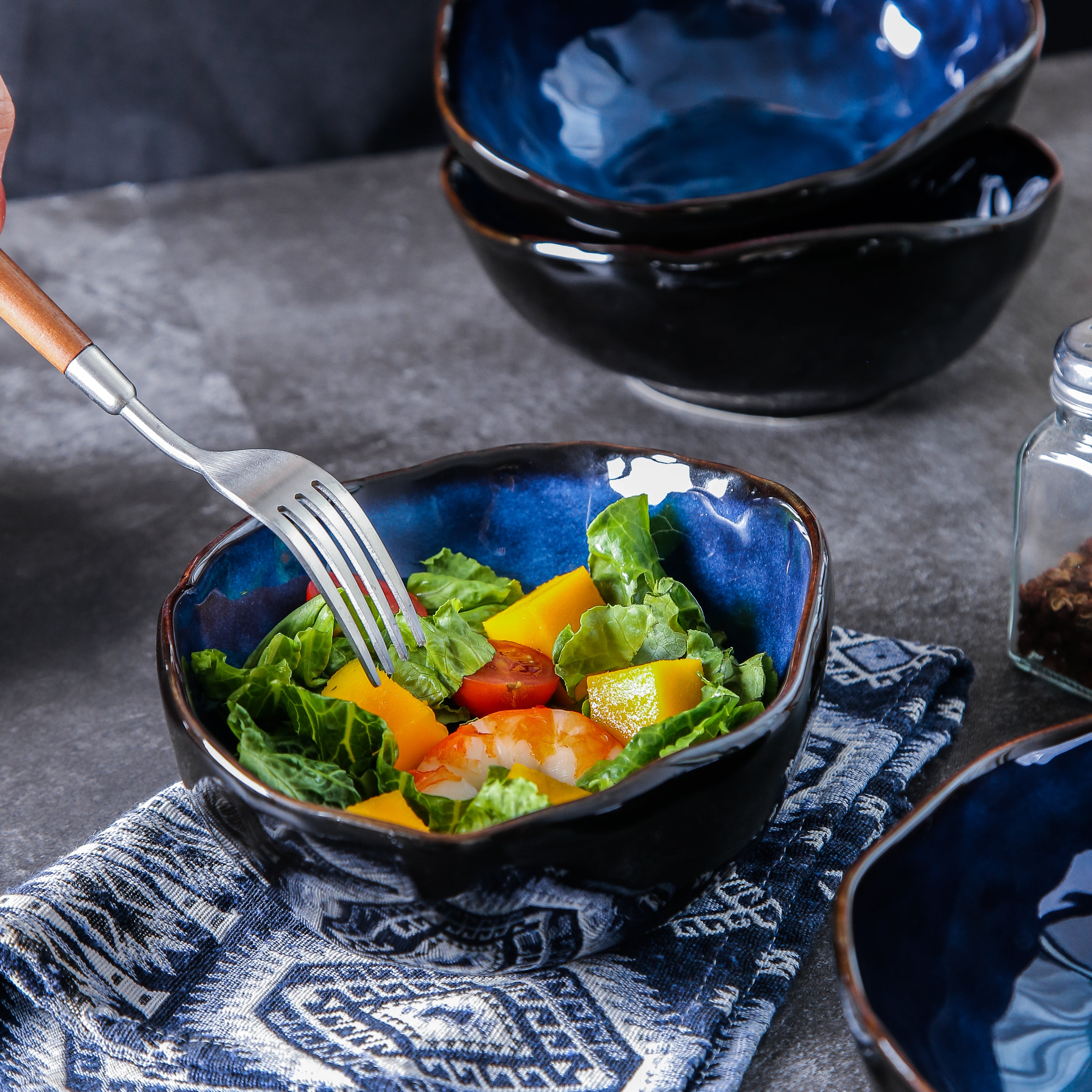 6-Piece Ocean Blue Porcelain  Bowl Set