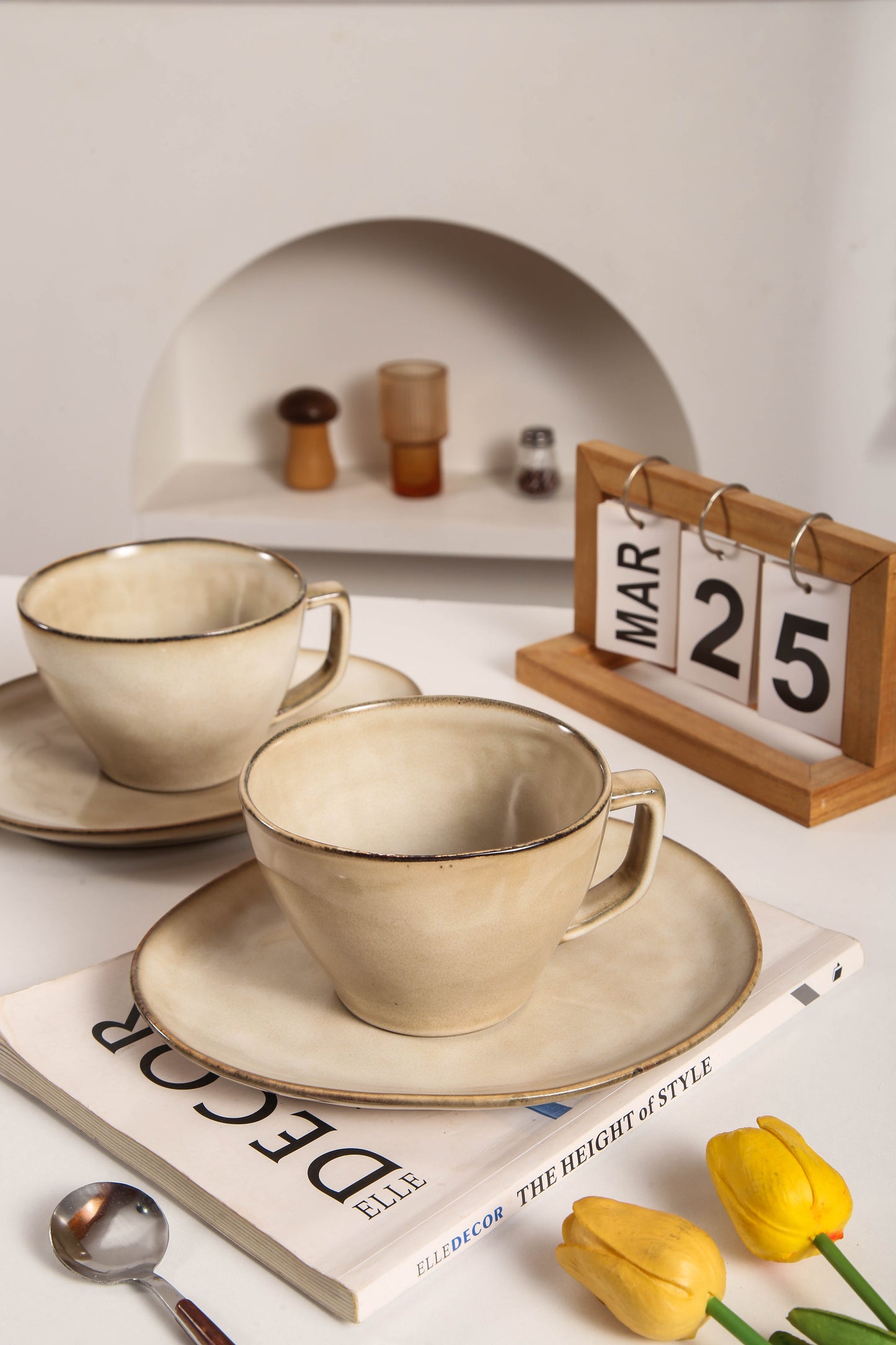 8-Piece Large Cup & Saucer Set-Crema