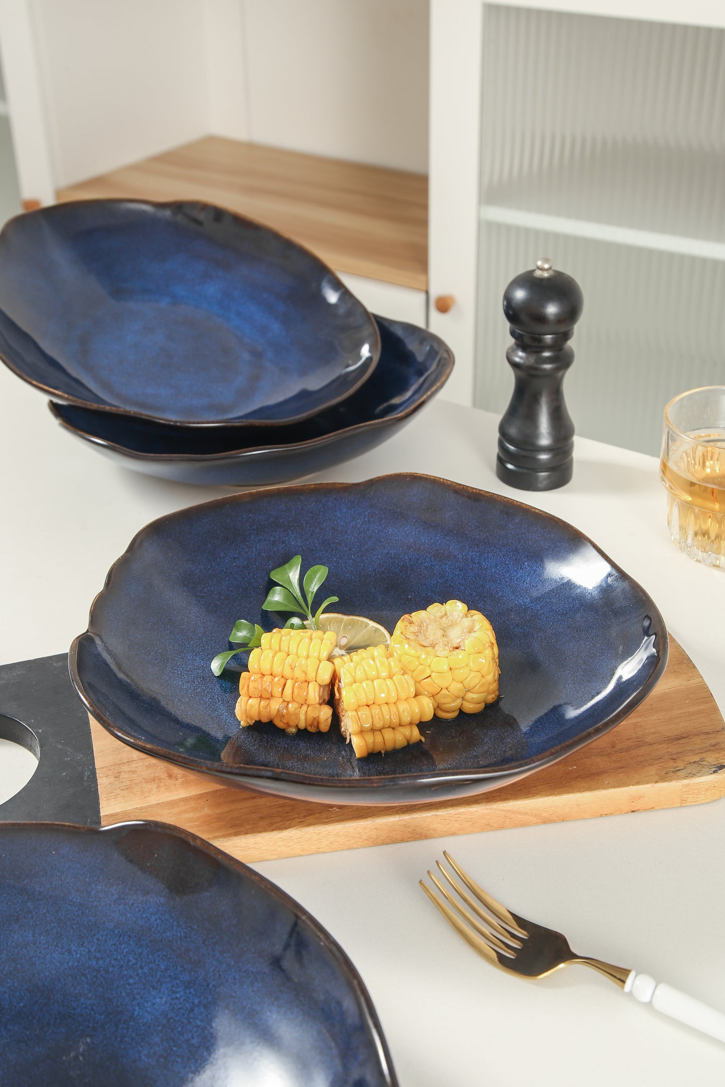 4-Piece Stoneware Deep Plate Set in Ocean Blue