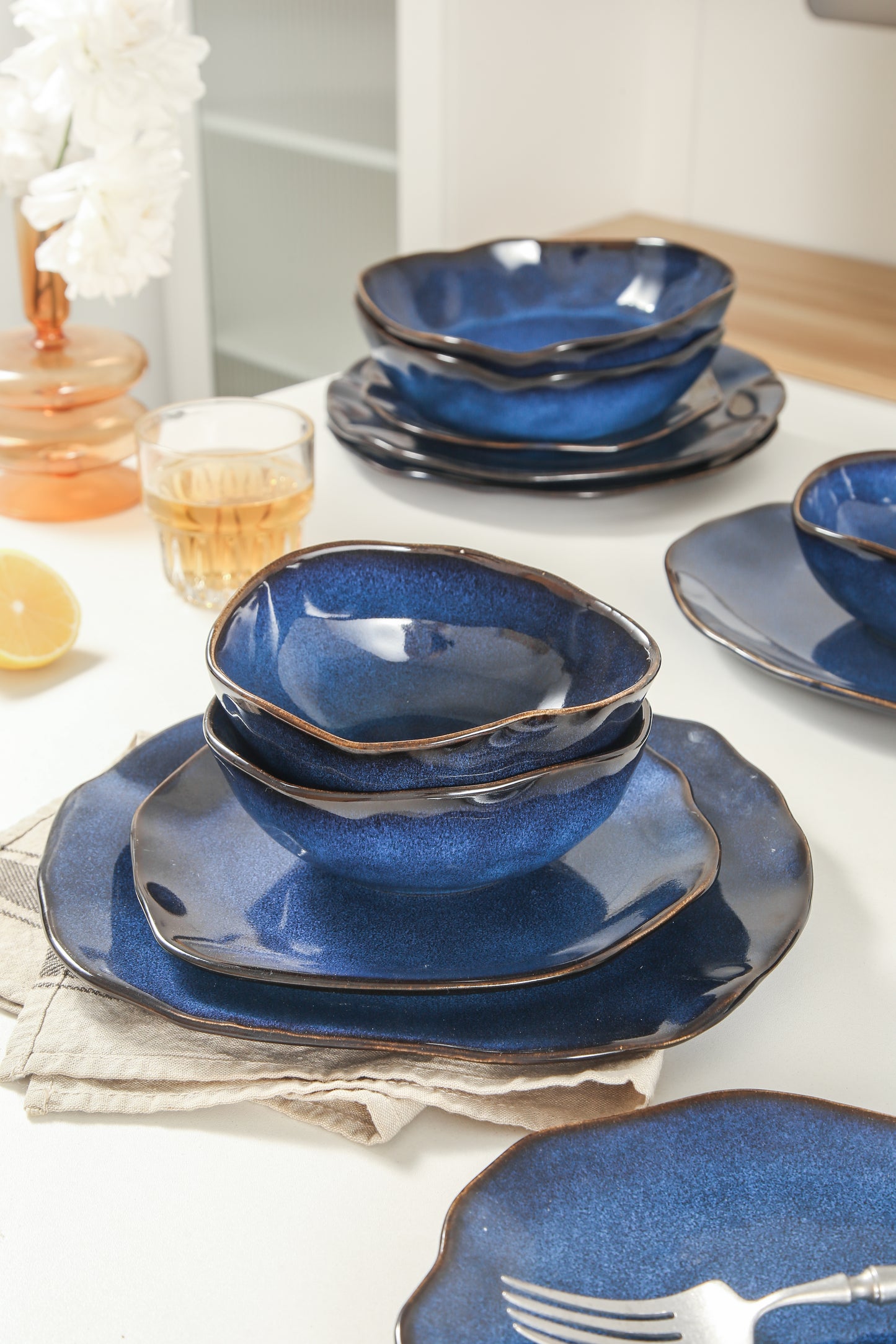 16-Piece Stoneware Set- Ocean Blue