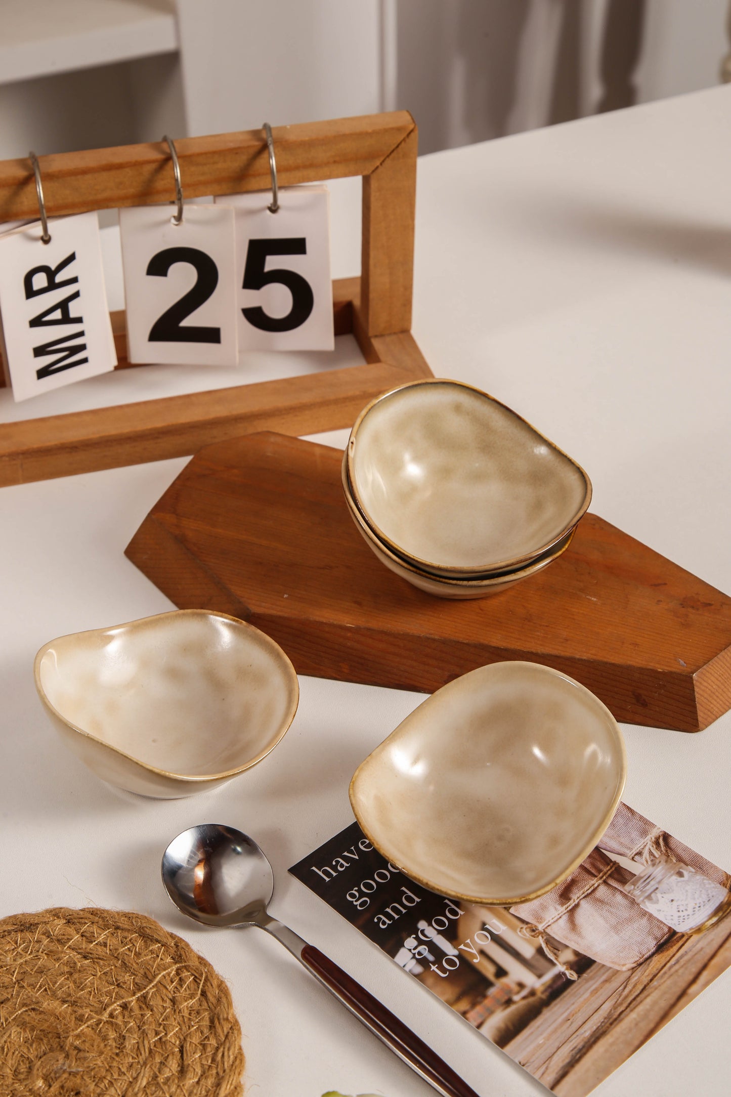 4-Piece Dipping Dish Set-Crema