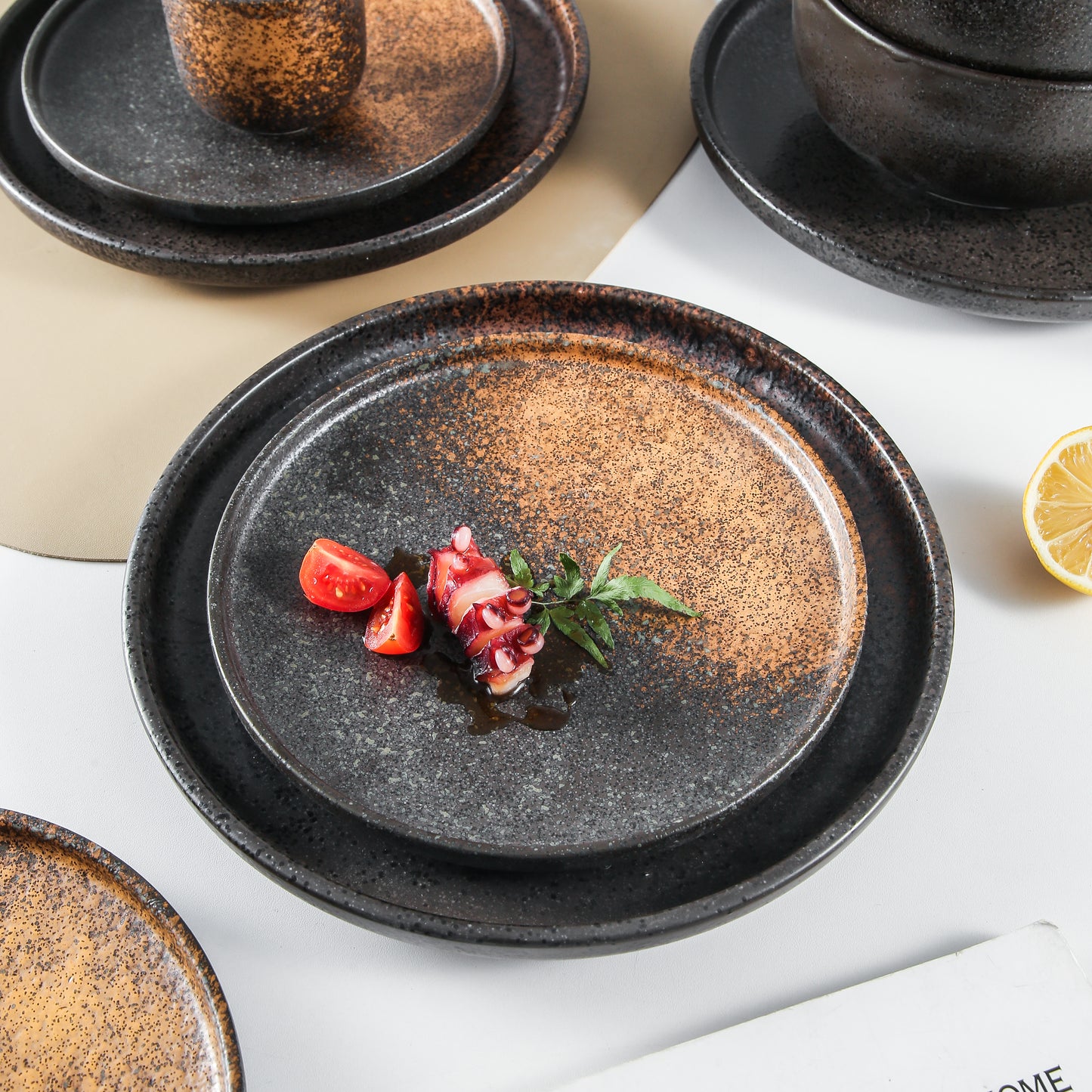 Iroha 16-Piece Brown Stoneware Set