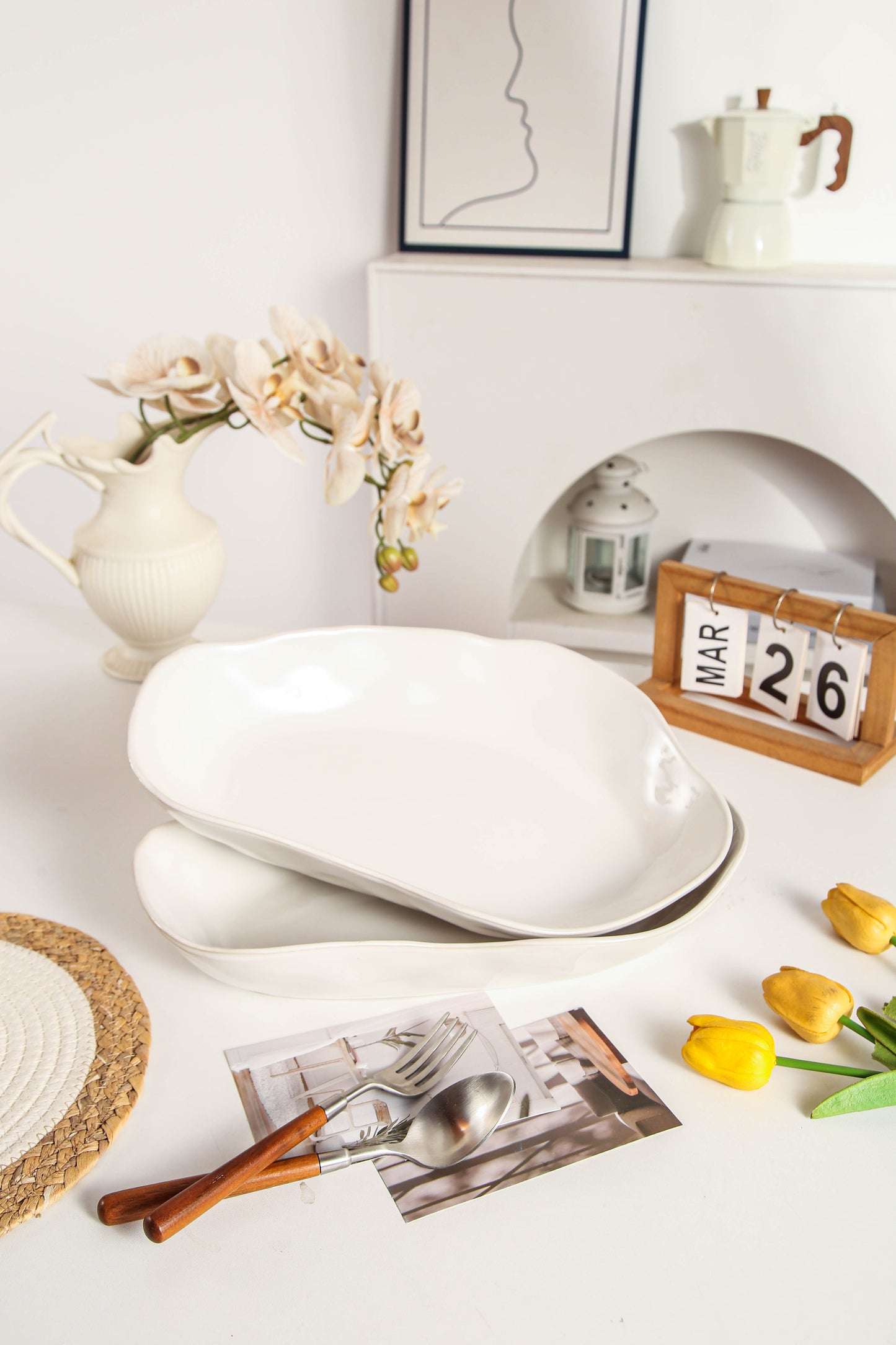 Pearl White Signature Platter Set