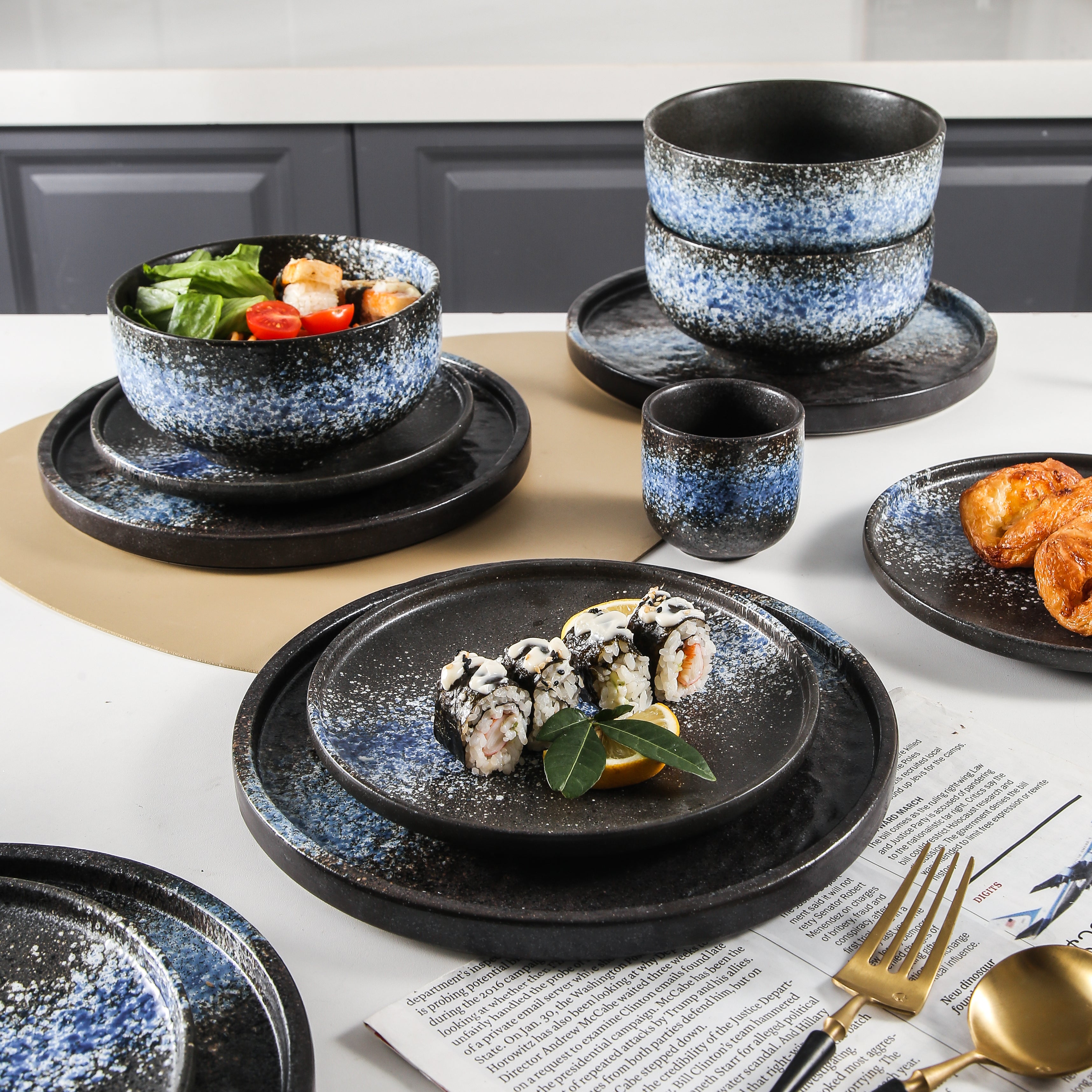 Iroha 16-Piece Stoneware Set